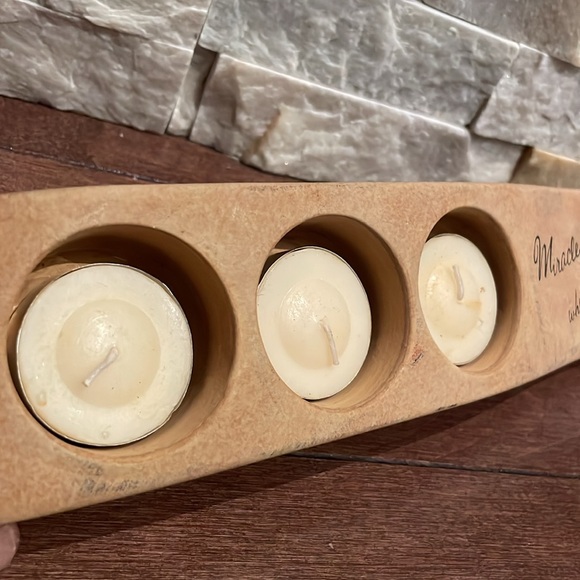 Miracles Trio Tea Light Holder - Picture 3 of 4
